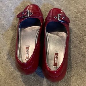 Ecco ballet flats